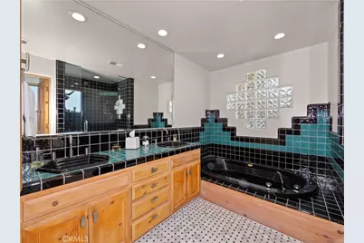 300 S Bay Front, Newport Beach, CA 92662 - Photo 22