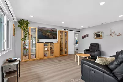 1010 W 19th, Costa Mesa, CA 92627 - Photo 6