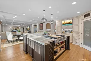 1511 Santiago Dr, Newport Beach, CA 92660 - Photo 14