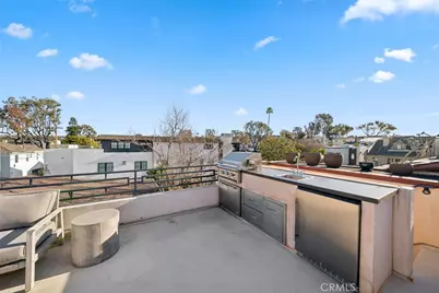 417 1/2 Poinsettia Avenue, Corona del Mar, CA 92625 - Photo 4