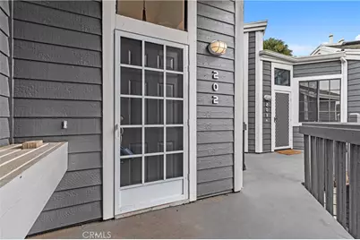 8211 Mainsail Drive #202, Huntington Beach, CA 92646 - Photo 2