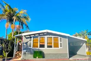 138 Liberty, Newport Beach, CA 92660 - Photo 2