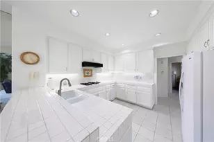 8 Longbourn Aisle, Irvine, CA 92603 - Photo 10