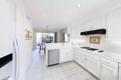8 Longbourn Aisle, Irvine, CA 92603 - Photo 12
