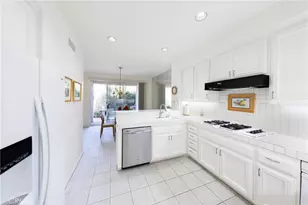 8 Longbourn Aisle, Irvine, CA 92603 - Photo 12