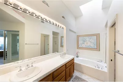 8 Longbourn Aisle, Irvine, CA 92603 - Photo 30