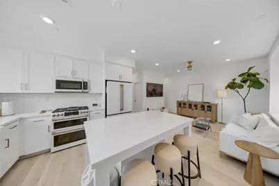 17961 Conch Lane, Huntington Beach, CA 92646 - Photo 8