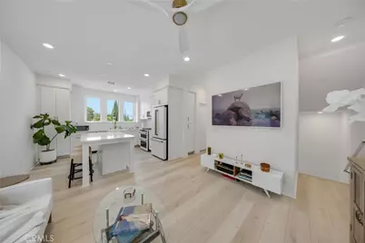 17961 Conch Lane, Huntington Beach, CA 92646 - Photo 4