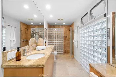 17033 Edgewater Lane, Huntington Beach, CA 92649 - Photo 22