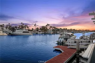 17033 Edgewater Ln, Huntington Beach, CA 92649 - Photo 28