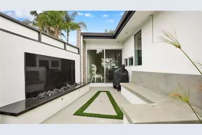 2000 Nautilus Lane, Newport Beach, CA 92660 - Photo 50