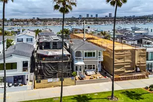 920 E Oceanfront, Newport Beach, CA 92661 - Photo 32