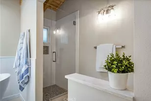 920 E Oceanfront, Newport Beach, CA 92661 - Photo 22