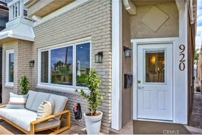 920 E Oceanfront, Newport Beach, CA 92661 - Photo 2