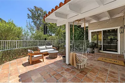 362 Vista Madera, Newport Beach, CA 92660 - Photo 34