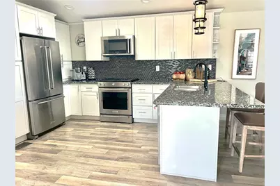 135 Liberty, Newport Beach, CA 92660 - Photo 6