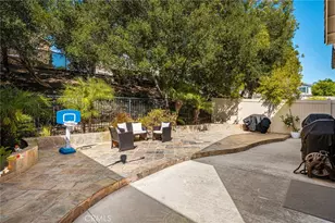 25 Homestead, Trabuco Canyon, CA 92679 - Photo 12