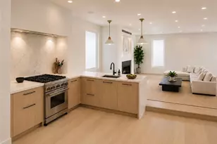 122 1/2 29th St, Newport Beach, CA 92663 - Photo 2
