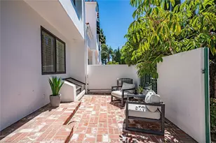 19462 Pompano Ln, Huntington Beach, CA 92648 - Photo 2