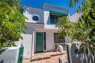 19462 Pompano Ln, Huntington Beach, CA 92648 - Photo 2