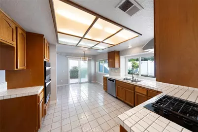 2 Bernini, Irvine, CA 92614 - Photo 8