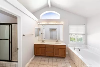 2 Bernini, Irvine, CA 92614 - Photo 18