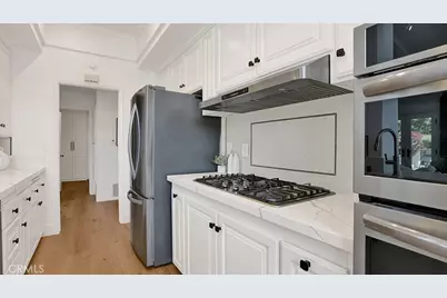 2211 Fortuna, Newport Beach, CA 92660 - Photo 6