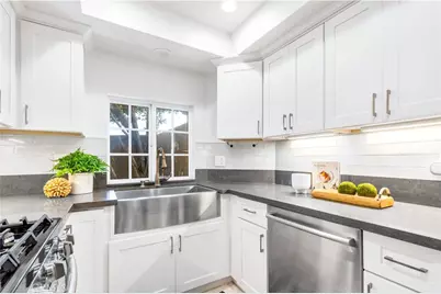 900 Hyde Court, Costa Mesa, CA 92626 - Photo 6