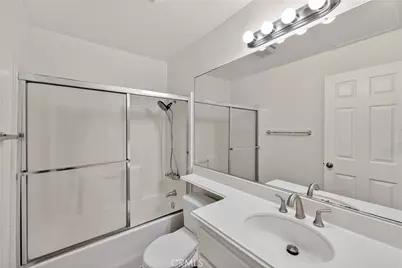 1040 S San Marino, Anaheim, CA 92808 - Photo 20