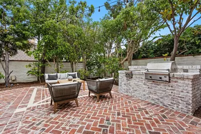 2 Belcourt, Newport Beach, CA 92660 - Photo 8