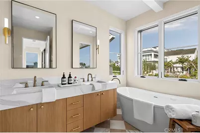 715 Poinsettia, Corona del Mar, CA 92625 - Photo 18