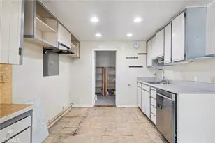 3214 Broad St, Newport Beach, CA 92663 - Photo 12