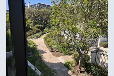230 Lille Lane 204, Newport Beach, CA 92663 - Photo 4