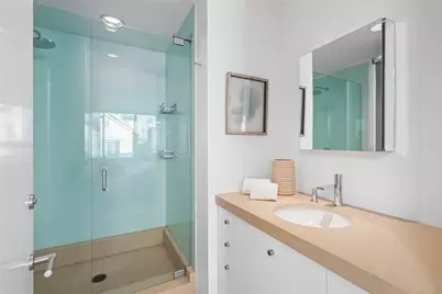 2144 E Oceanfront, Newport Beach, CA 92661 - Photo 24