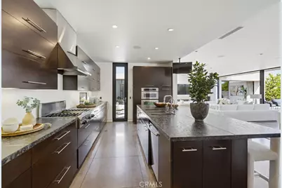 2534 Vista Baya, Newport Beach, CA 92660 - Photo 4