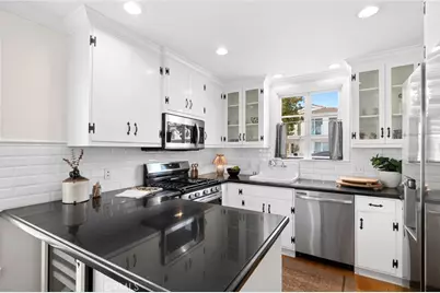 2029 Miramar Drive, Newport Beach, CA 92661 - Photo 10
