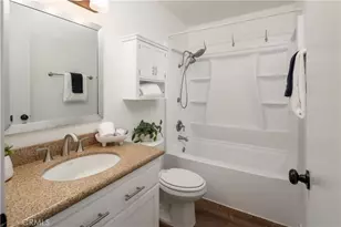 101 Rockwood, Irvine, CA 92614 - Photo 6
