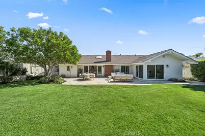 926 Bellis Street, Newport Beach, CA 92660 - Photo 2