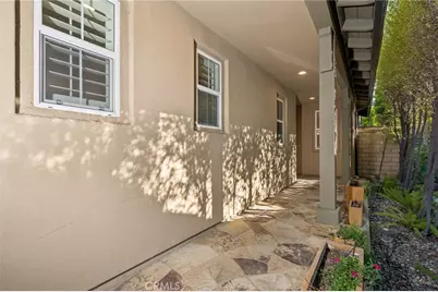 62 Logan, Irvine, CA 92620 - Photo 6