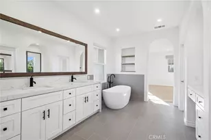 62 Logan, Irvine, CA 92620 - Photo 30