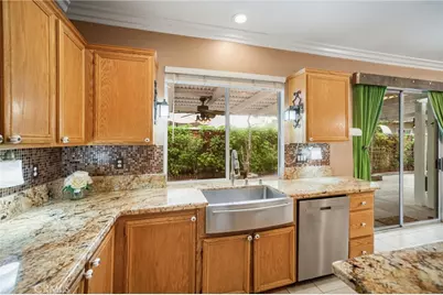 18 Radiance Lane, Rancho Santa Margarita, CA 92688 - Photo 14