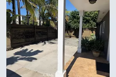 395 Victoria, Costa Mesa, CA 92627 - Photo 4