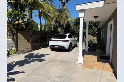 395 Victoria, Costa Mesa, CA 92627 - Photo 2
