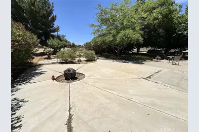 14347 Willow, Hesperia, CA 92345 - Photo 2
