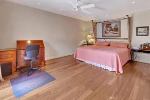 537 Vista Grande, Newport Beach, CA 92660 - Photo 22