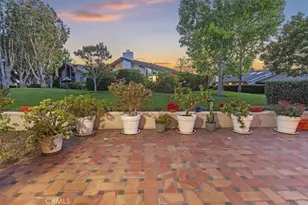 537 Vista Grande, Newport Beach, CA 92660 - Photo 32