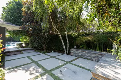 2043 N Capella Court, Costa Mesa, CA 92626 - Photo 32