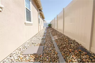 2056 Caltha Way, Perris, CA 92571 - Photo 16