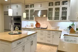 23 Vantis, Aliso Viejo, CA 92656 - Photo 2