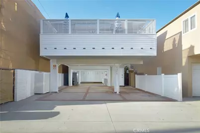1311 W Bay Avenue, Newport Beach, CA 92661 - Photo 30